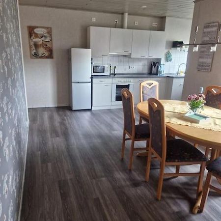 Gemuetliche 3-Zimmer-Wohnung, Zentral Gelegen Apensen ภายนอก รูปภาพ